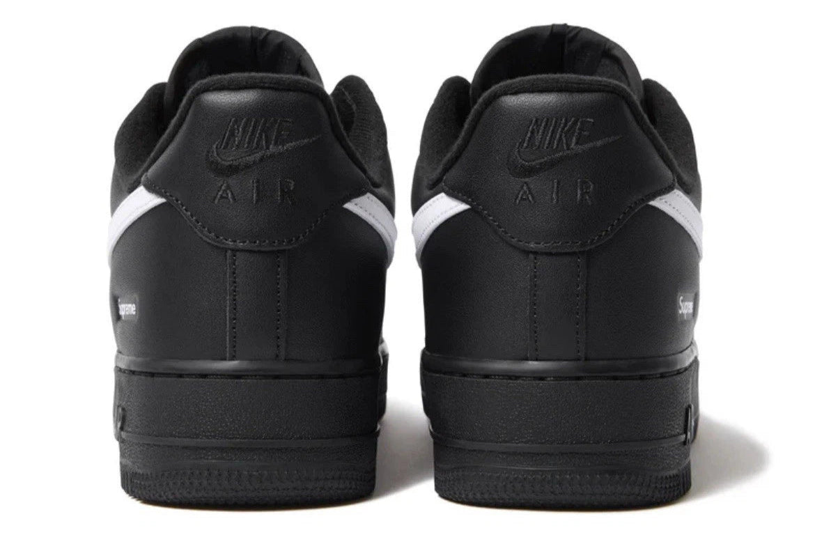 Nike Air Force 1 Low SP Supreme (Black-White)