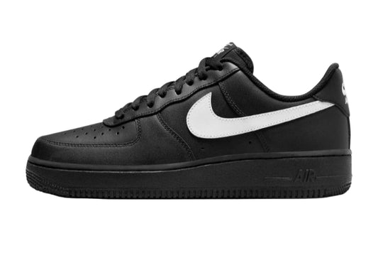 Nike Air Force 1 Low SP Supreme (Black-White)